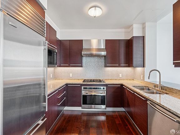 3rd image of 425 1st St Unit 5501