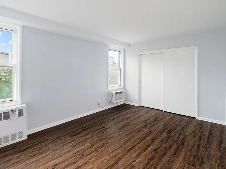 91 Strawberry Hill Ave #735 — Photo 9