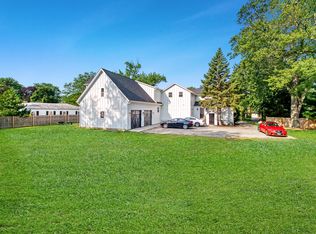 531 Happ Rd, Northfield, IL 60093