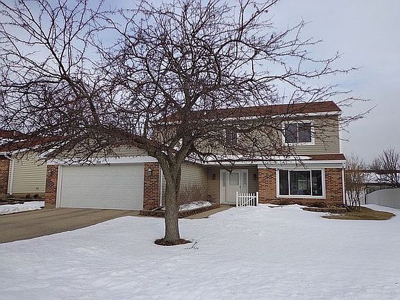 2nd image of 134 Fleetwood Dr