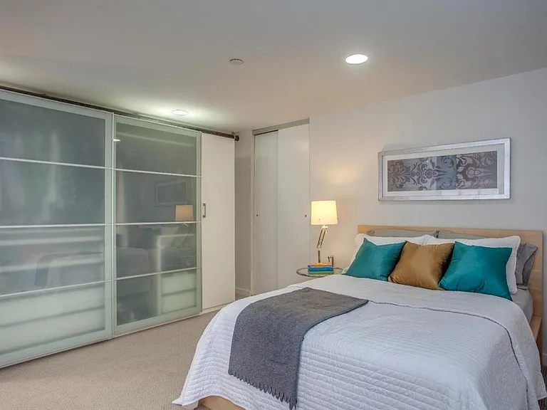 1800 Bryant St #203 — Photo 11