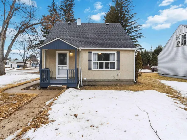 5309 48th St, Wetaskiwin, AB T9A 1G4