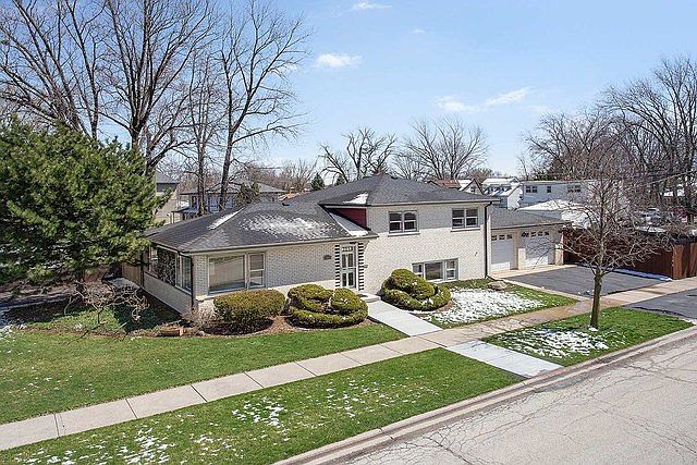1st image of 5841 W 87th Pl