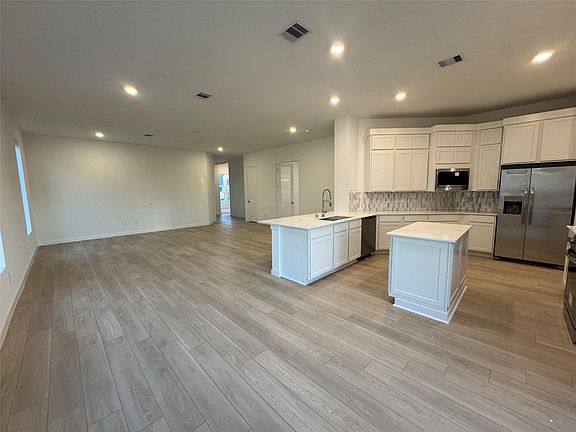 2nd image of 17415 Lavender Blossom Ln