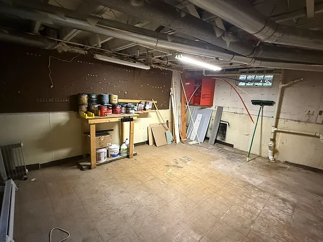 514 N Court St — Photo 22