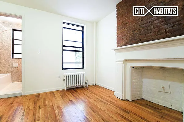 Rented by Citi Habitats | media 17