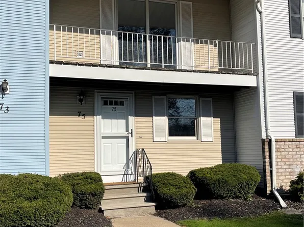 75 Southfield Dr, Webster, NY 14580