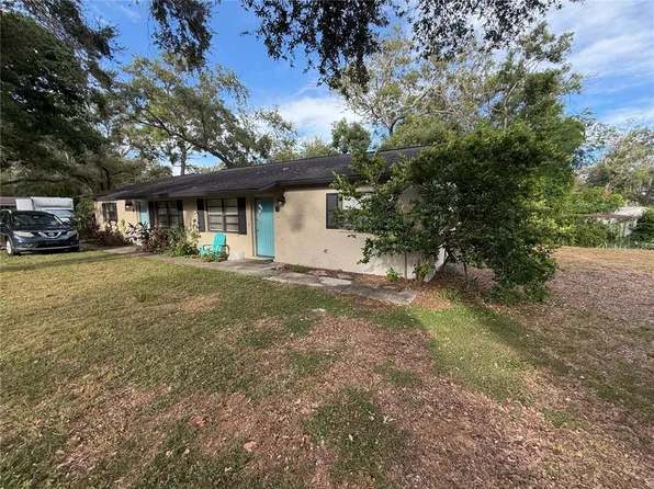 447 6th Ave NE APT B, Largo, FL 33770