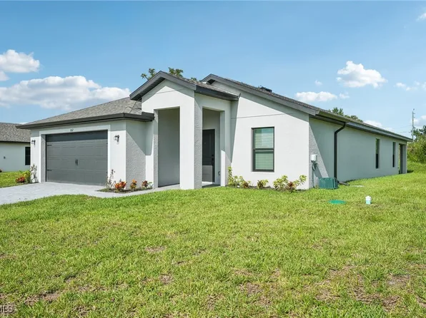 812 Gen D Macarthur Ave, Fort Denaud, FL 33935