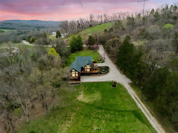 2595 State Road F, Pacific, MO 63069