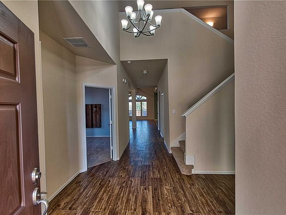 2nd image of 329 Sweet Gum Dr