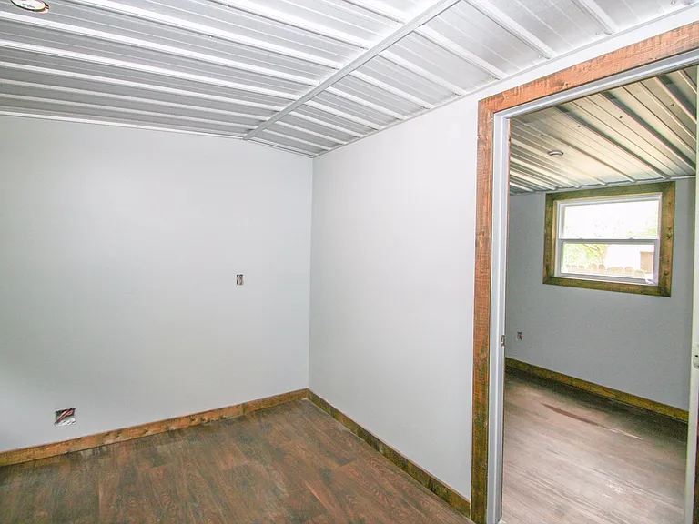 39 N Xanthus Ave — Photo 7