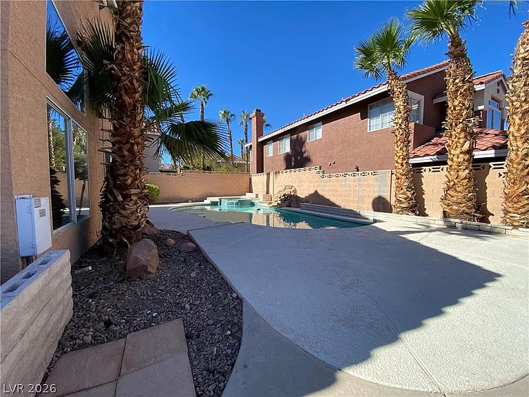 7604 Cruz Bay Ct — Photo 37