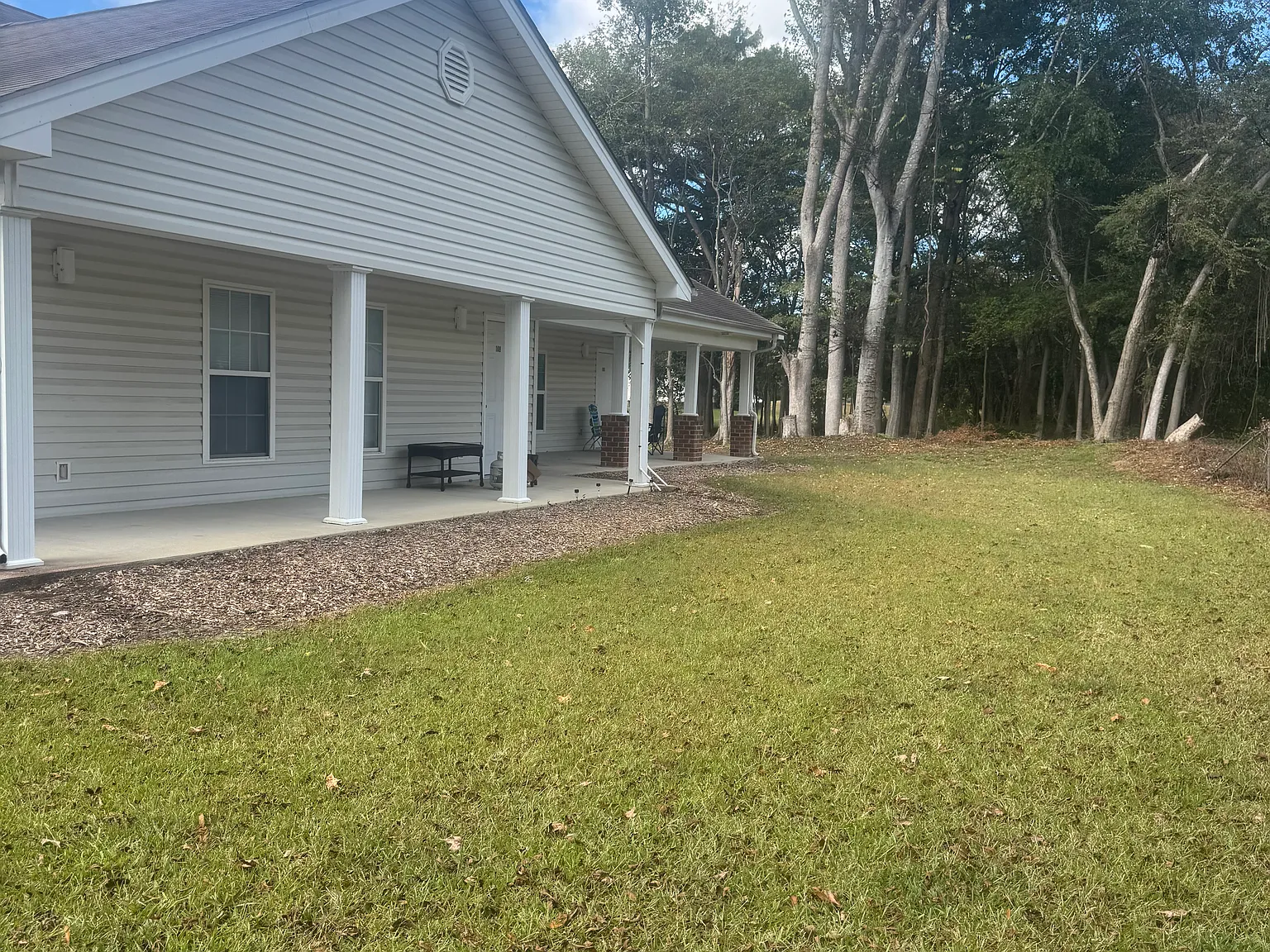 Prince Court Apartments — Photo 2