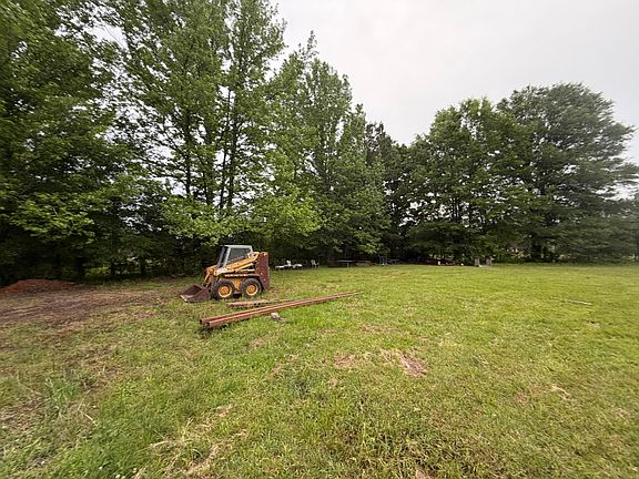 3rd image of 368 County Road 521