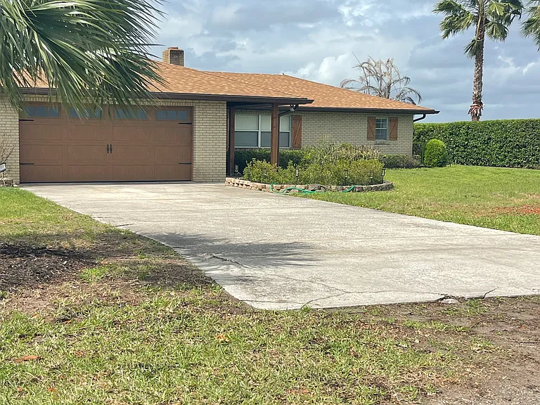 1671 Cypress Lake Rd — Photo 1