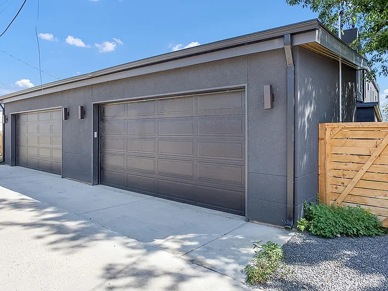 4225 Mariposa St — Photo 28