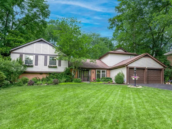 9865 Forestglen Dr, Cincinnati, OH 45242