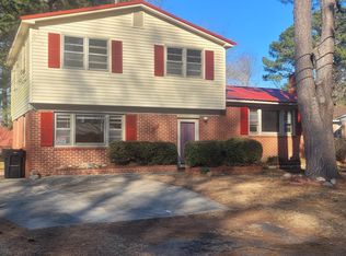 1718 Providence Rd, Elizabeth City, NC 27909