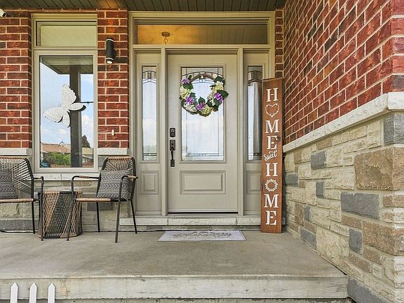 4th image of 92 Northumberland Blvd