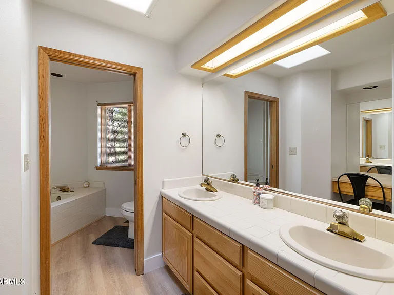 2145 William Palmer — Photo 17