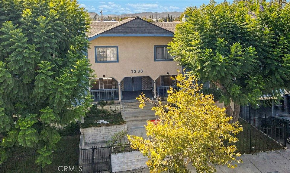 1st image of 7233 Loma Verde Ave