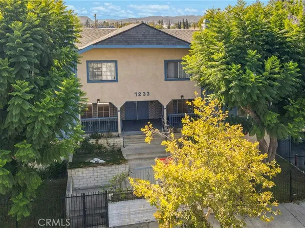 7233 Loma Verde Ave, Canoga Park, CA 91303
