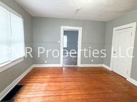 4th image of 515 S 15th St #515