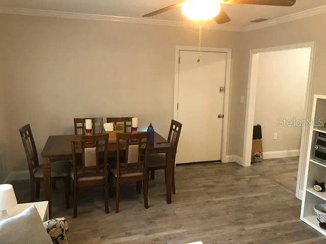 3 bed, 720 sqft, $1,800 — Photo 3