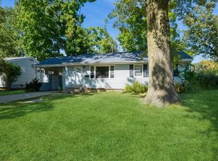 1425 Memorial Dr SE, Cedar Rapids, IA 52403