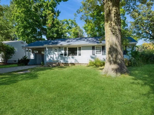 1425 Memorial Dr SE, Cedar Rapids, IA 52403