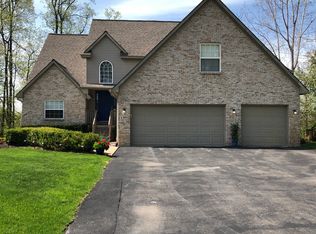 1393 Remsing St, Hartland, MI 48353