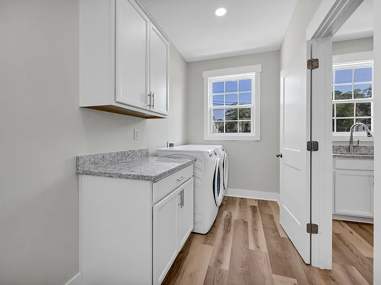 1158 Olympia Ave — Photo 21