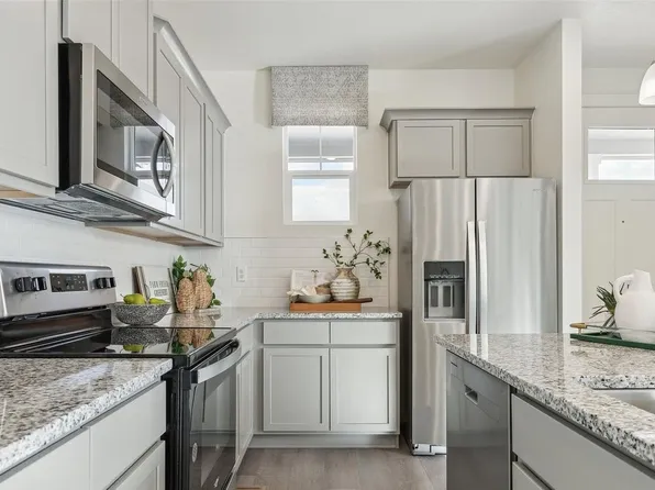 18753 E 98th Ave, Commerce City, CO 80022