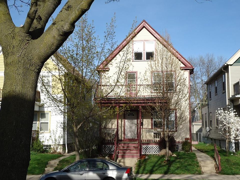 1st image of 3142 N Pierce St #1