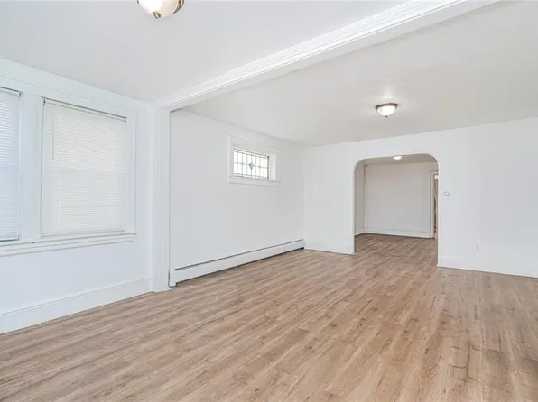 118-15 203rd Street image 7 of 25