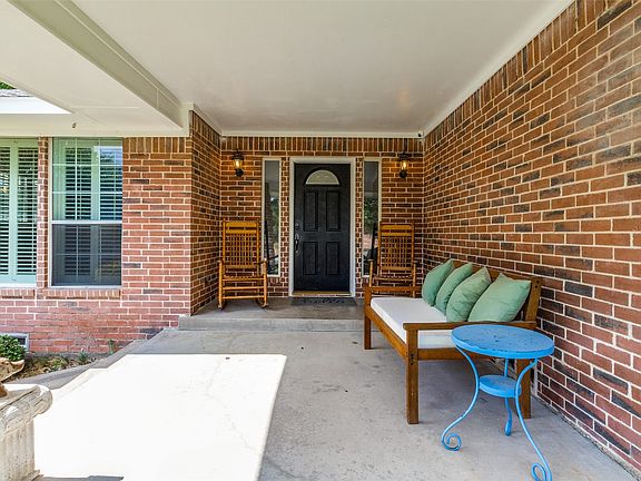 3rd image of 9005 Lanshire Dr