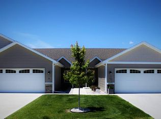 10 E Colony Dr, Waterville, OH 43566
