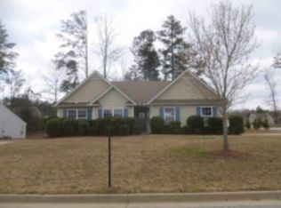 8330 Mayfern Dr, Fairburn, GA 30213