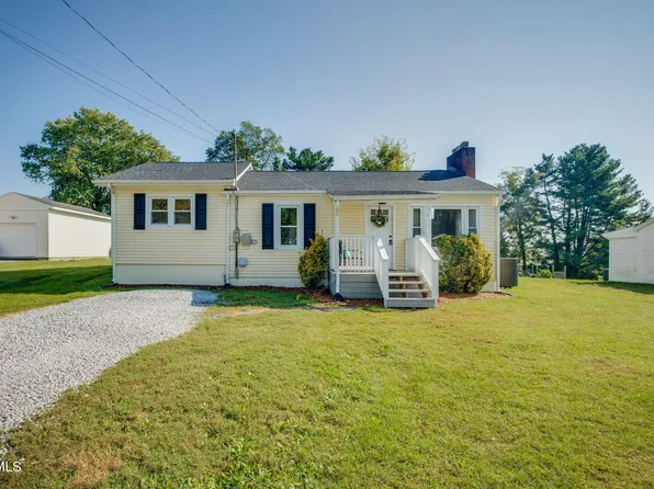 142 Fulkerson St, Abingdon, VA 24210
