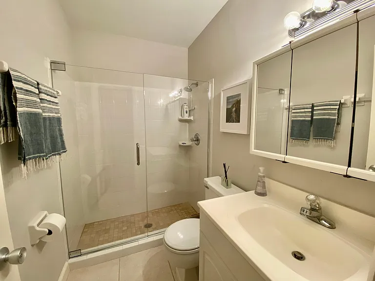473 12th Ave S #B10 — Photo 11