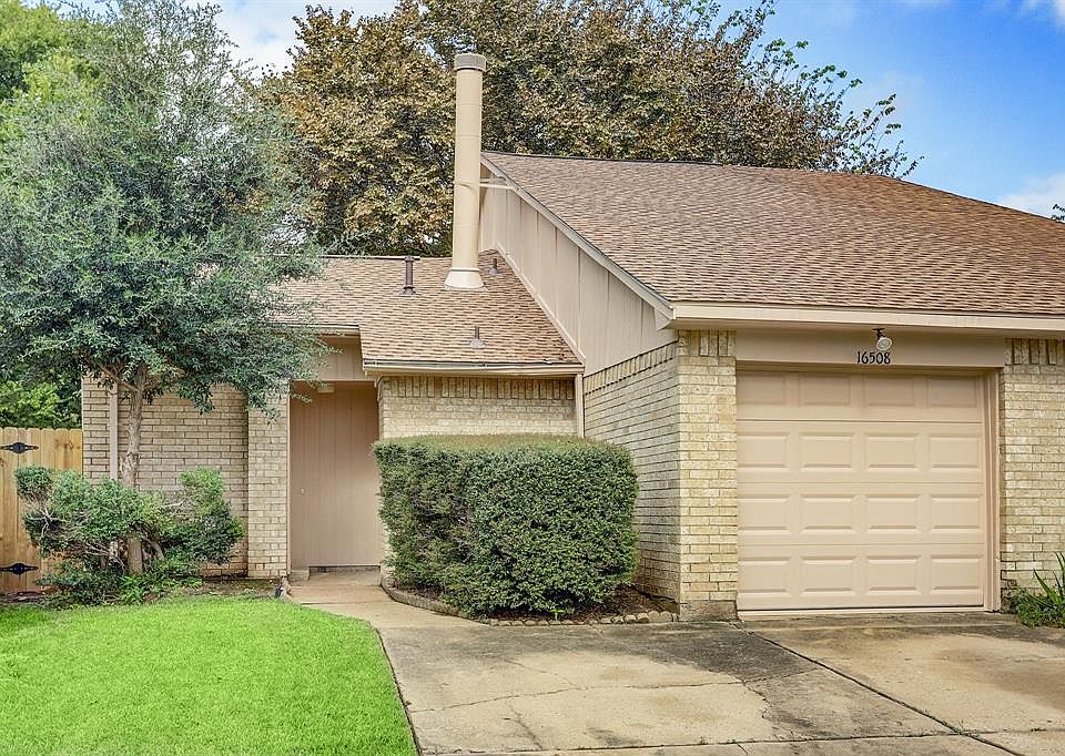 1st image of 16508 Parkridge Ct