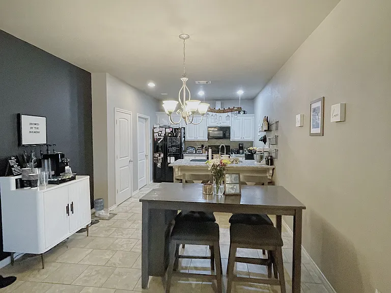 5208 Kemper St — Photo 3