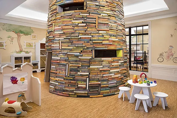 Rented by Douglas Elliman | media 23