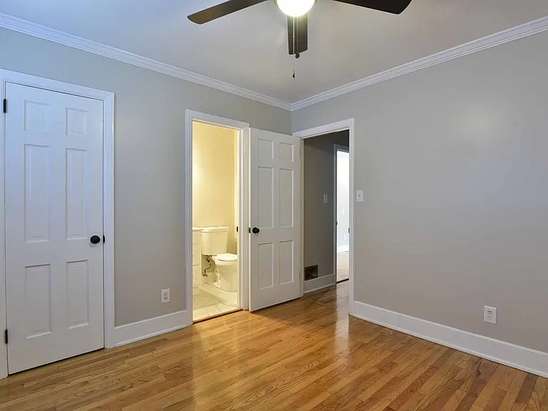 426 Forest Glen Dr — Photo 13