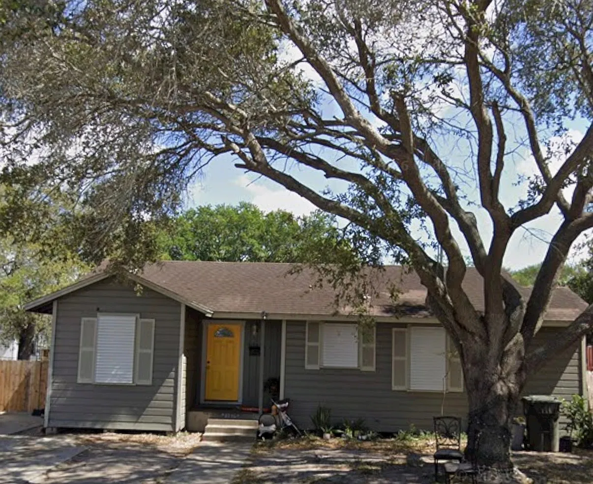 3 bed, 1350 sqft, $1,695 — Photo 1