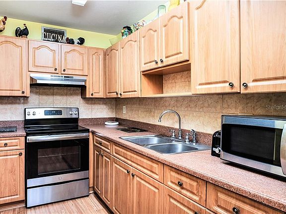 2nd image of 4417 W Rogers Ave