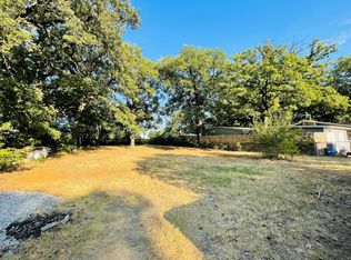 5725 Frisco Ave, Forest Hill, TX 76119