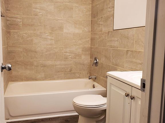 4th image of 7723 Woodward Ave APT 1
