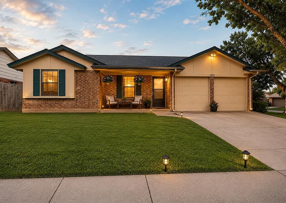 1st image of 1001 Aspen Ct